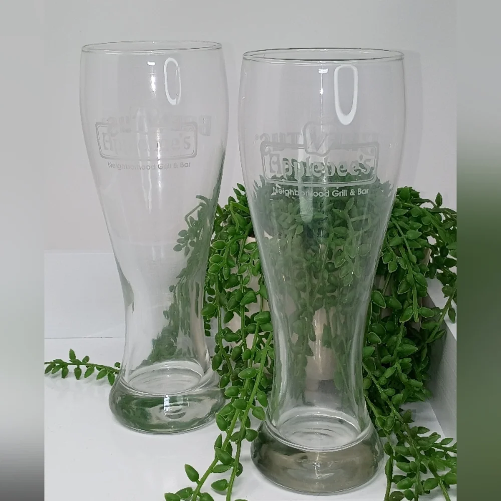 Applebee's Clear Glass Beverage Set